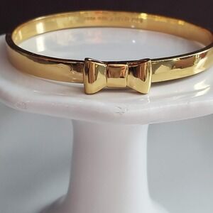 Kate Spade New York Take a Bow Bangle Bracelet Gold Plate
